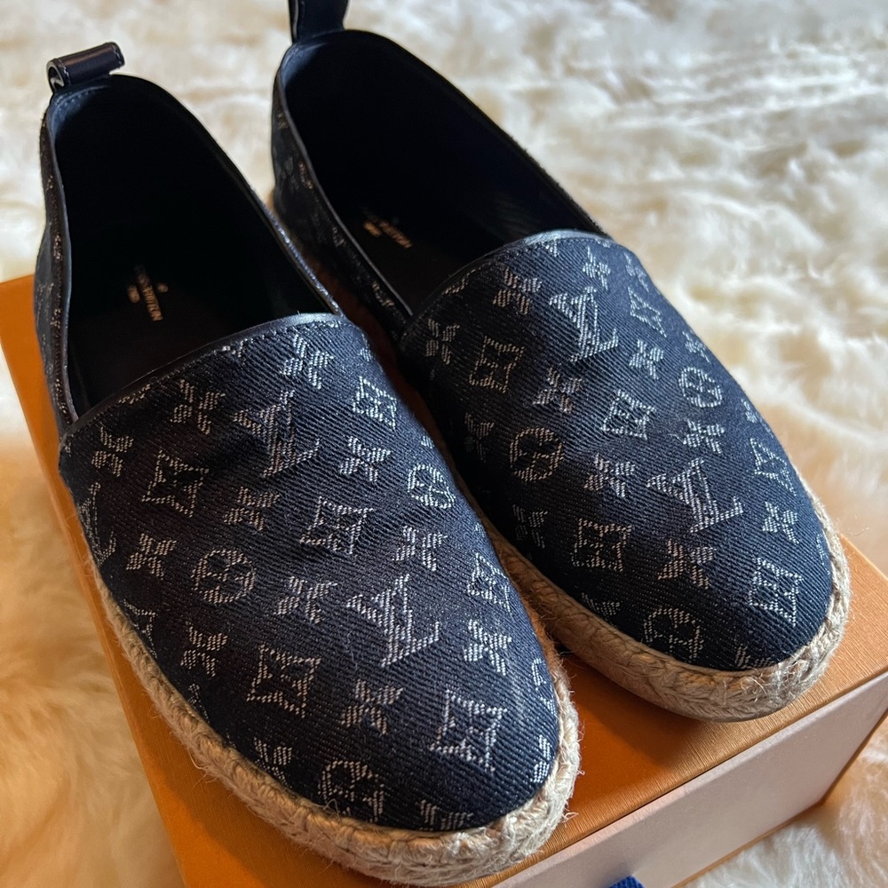 Louis Vuitton Starboard Flat Espadrille - Picture 2 of 5